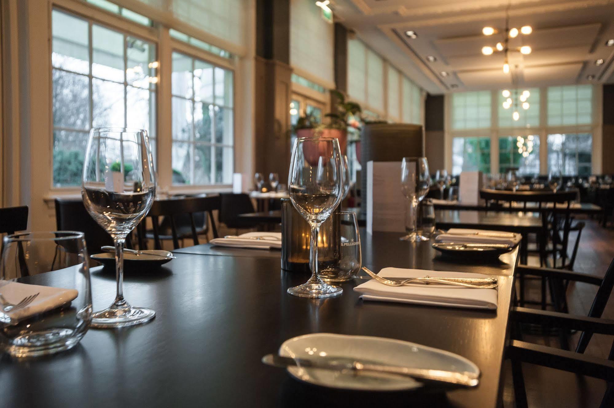 Central Park Voorburg - Relais & Chateaux Ngoại thất bức ảnh